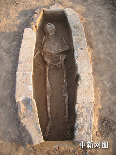 河北定州发现七座罕见唐代船型砖式古墓葬(图