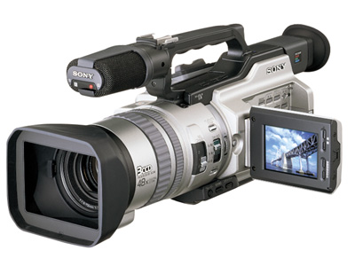米卢的新宠-索尼数码摄像机DCR-VX2000E(图
