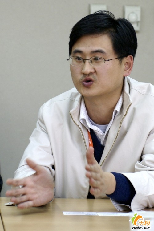 爱可视市场总监 昨日拜访天极网北京总部