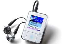 健伍高音质享受 世界最小硬盘MP3出炉