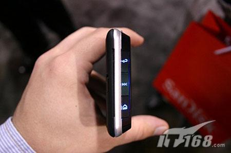 CES2007:SanDisk三款新品播放器亮相(9)