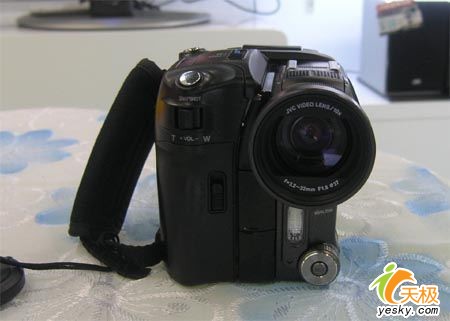 СҲ3CCDJVCGR-X56500