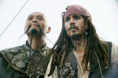 《加勒比海盗3》无悬念称霸北美票房
