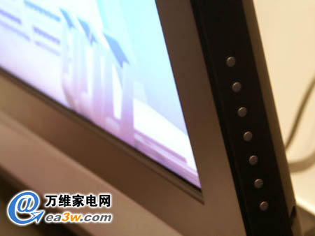 香港展会2007XORO推出全高清液晶电视