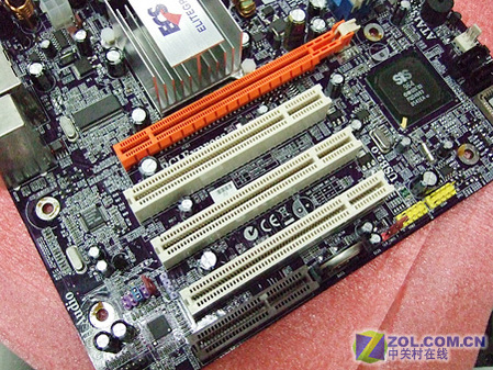 PCIE架构2500+/显卡/主板套装650元