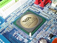 廉价闪龙2500+绝配技嘉K8主板仅售440元
