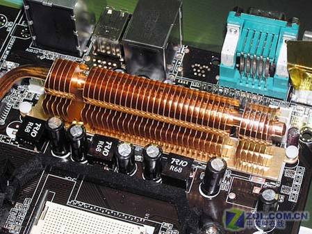 7月最具暴降潜力的6款名牌AM2主板分析