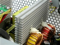 实用为主省电省心多彩龙卷风电源拆解