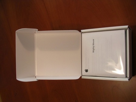 售价69美元 苹果新无线鼠标实物[图]_硬件