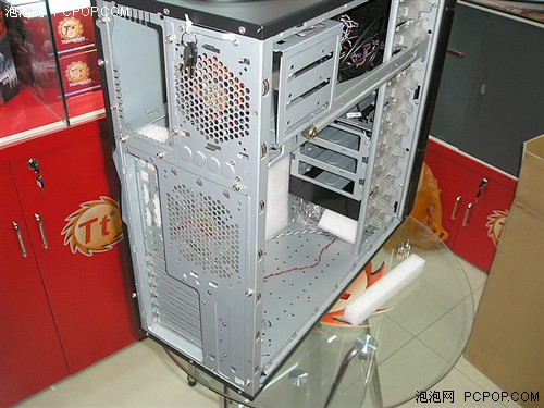 法力再升级！TT甘道夫机箱搭配水冷卖