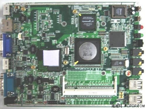 龙芯2电脑主板图片曝光 采用威盛南桥_硬件