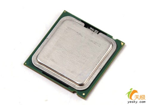 双核CPU狂降 英特尔奔腾D820散装仅售680元