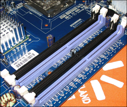 ȫ壬915GE-DDR2ϲ499Ԫ