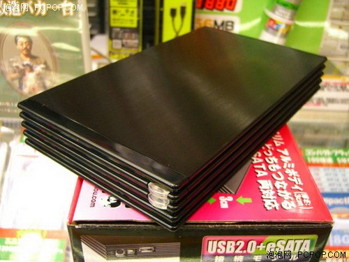 3000Mb/s极速传输惊现eSATA口硬盘盒