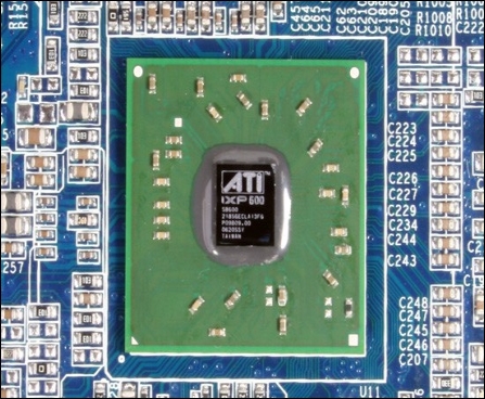 盈通首发AMD品牌第1款芯片组690G现身