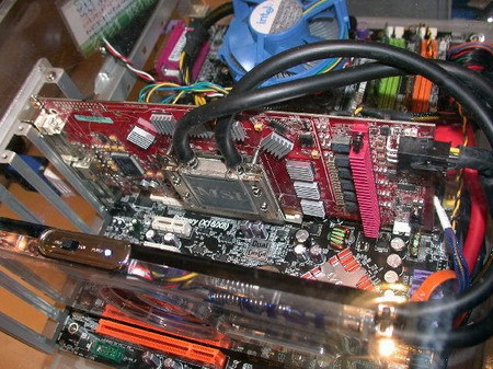 微星日本展出g965主板和水冷1950xtx