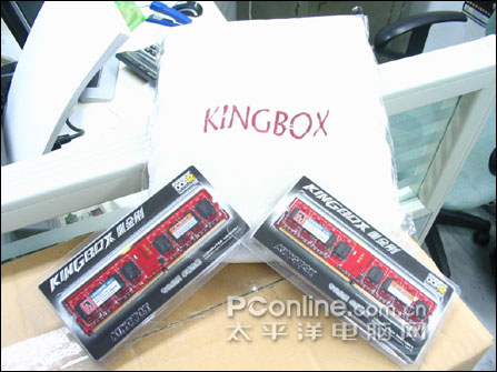伴你度过寒冷冬天!黑金刚送精美围巾