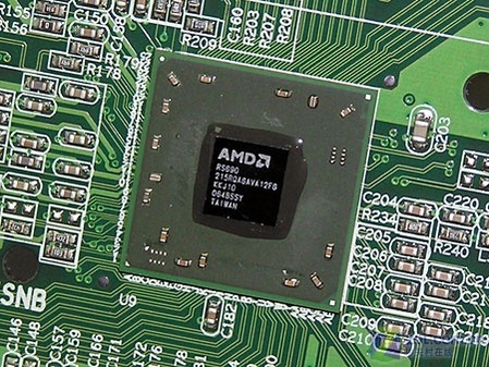 全球首款零售版AMD690G芯片主板上市