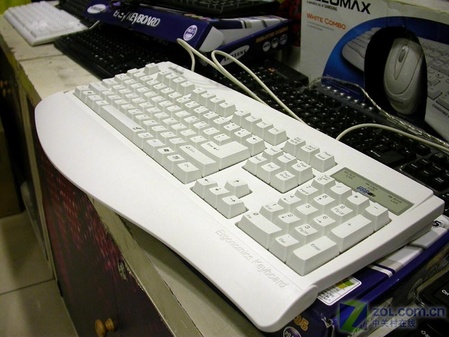 双接口的三星SEM-DT35游戏键盘降价30元