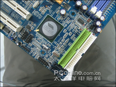 ϵڱ!װAMD2800+ֻ200?