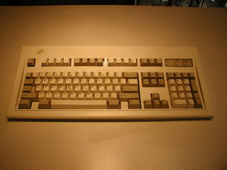 将标准键盘改造成古董打字机键盘(多图)