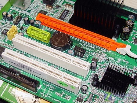 3500ԪAMD˫ƽ̨ѡ690GƼ