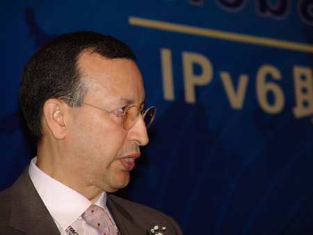 科技时代_图文：全球IPV6论坛主席Latif Ladid演讲