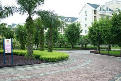 图文:华为职工生活区一角