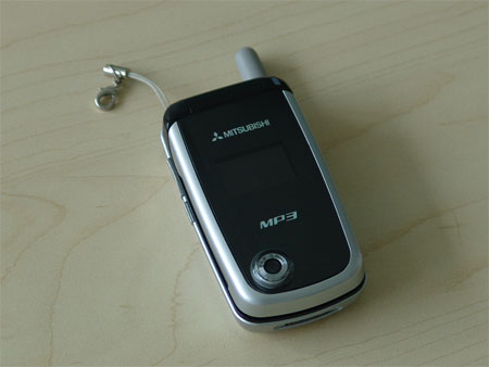音乐不停歇三菱小巧折叠MP3手机M530评测(3)