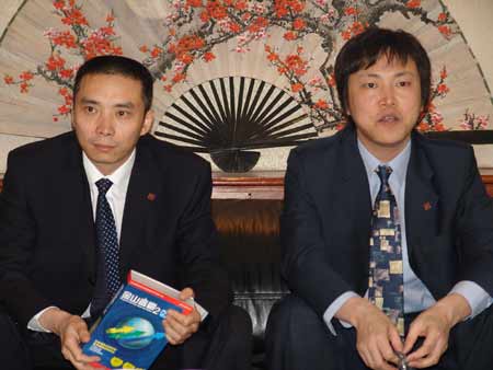 科技时代_图文：金山副总裁王峰和王全国接受记者专访