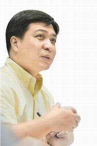 科技时代_陈绍鹏:签约小罗比较成功 体育营销还属新手