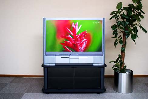 爱普生推出具打印功能的大屏高清晰液晶电视_
