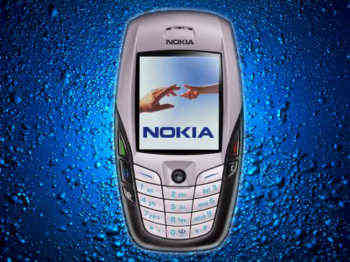 图为:诺基亚6600手机