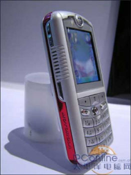 南宁市场摩托罗拉拍照手机E398天价上市(图)_
