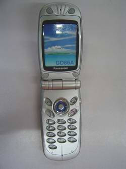 天津市场松下拍照手机GD86A低价销售