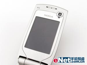 200万像素诺基亚3G折叠机N71详细评测(3)