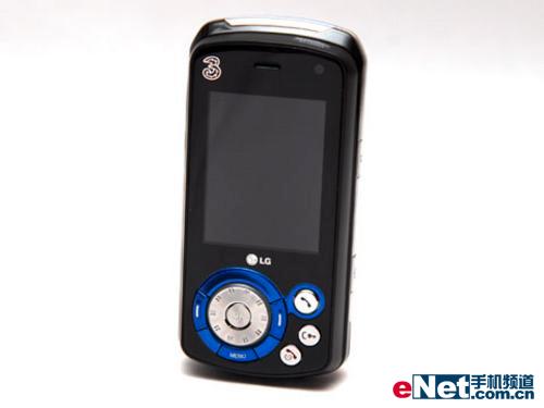 200万像素LG推出首款3G音乐手机U400