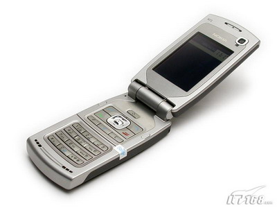 品质出众诺基亚S60智能手机N71售3680