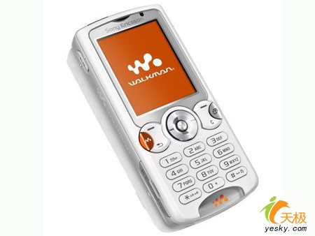 索爱w810c 使用手机qq 聊天窗口时间与电脑不一致