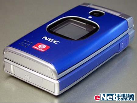 小巧可爱NEC低端折叠机N5102卖599元