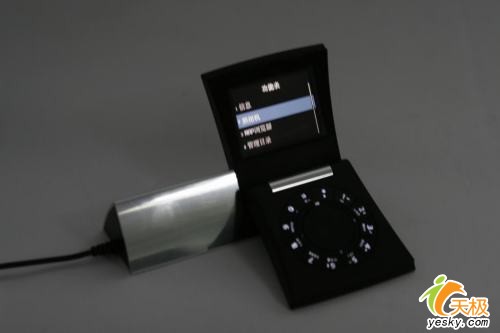超凡品质三星天价奢华手机E918图赏(2)