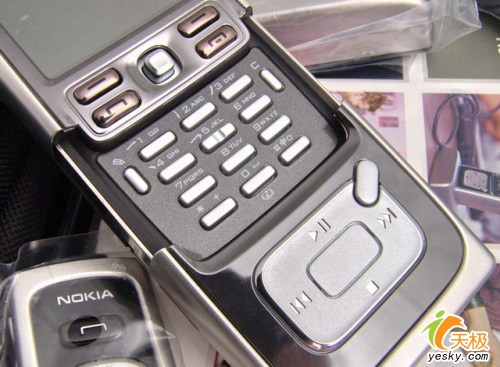 Walkman!ŵ΢ӲN914000