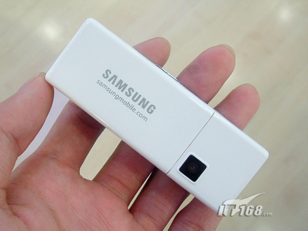 1GBֻX838л