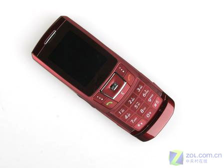 红色经典超薄手机 三星D908再降140元_手机