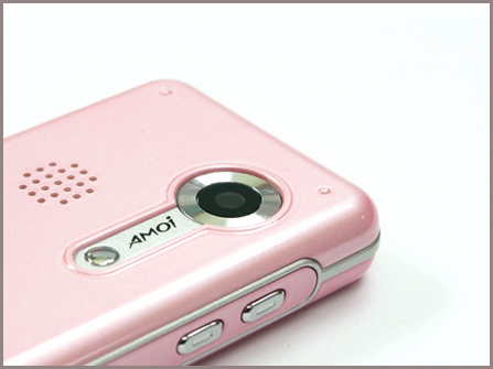 从白色清纯到粉色诱惑,夏新M300手机大玩变脸