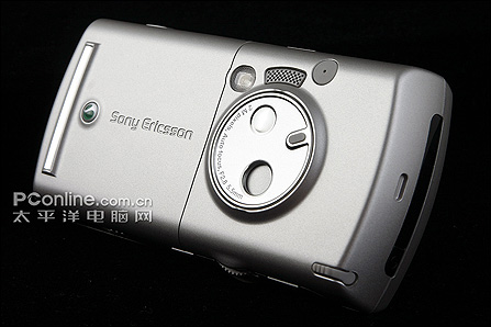 PK N93 索爱Symbian机皇P990现世价3550_手机