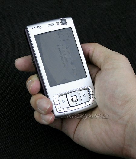 顶级机皇狂跳1000元!诺基亚N95跌破7K_手机