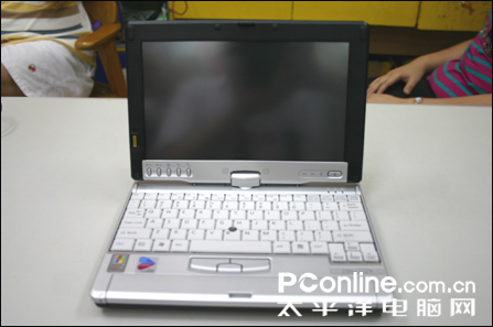 最小平板电脑,富士通1510惊现二手市场_笔记