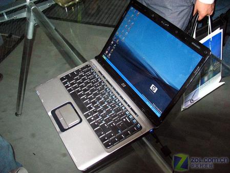 惠普双核独显笔记本dv2000万元上市