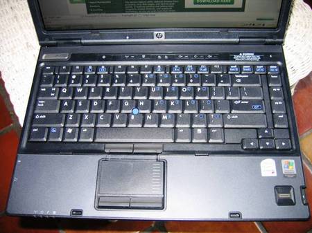 ThinkPad劲敌2.1Kg惠普nc6400评测